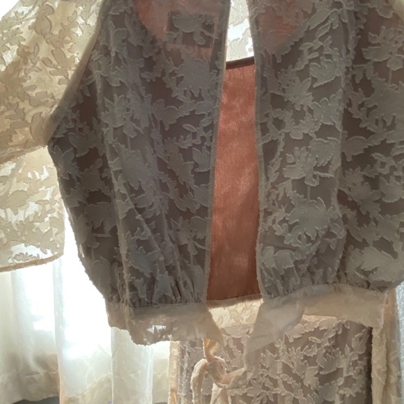 Joyf - Picture 2 of 3